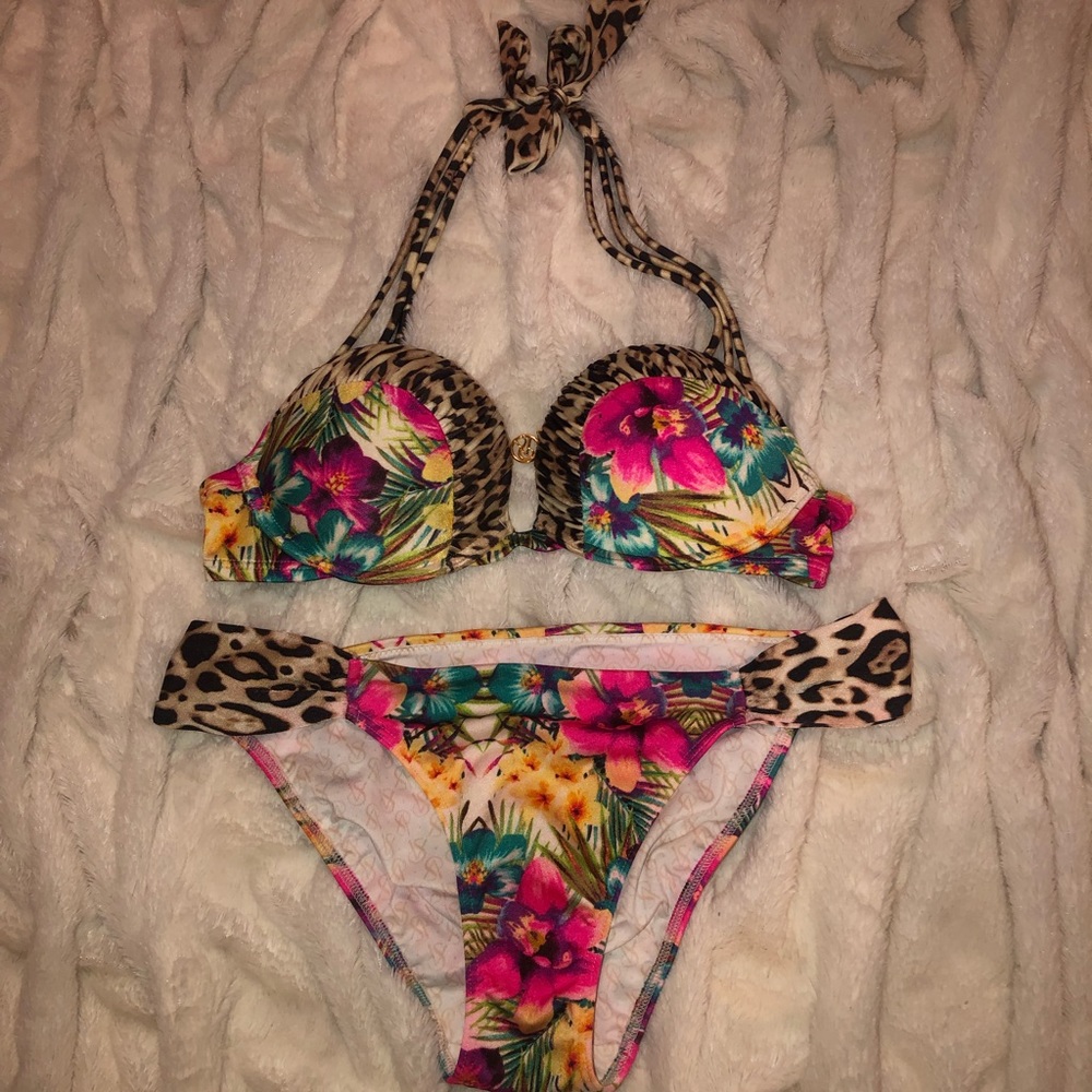 Victoria Secret Bombshell Swimsuit Set